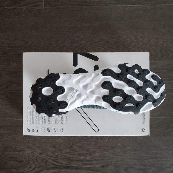 Nike React Element 55 SE - size 10 - Picture 2 of 5